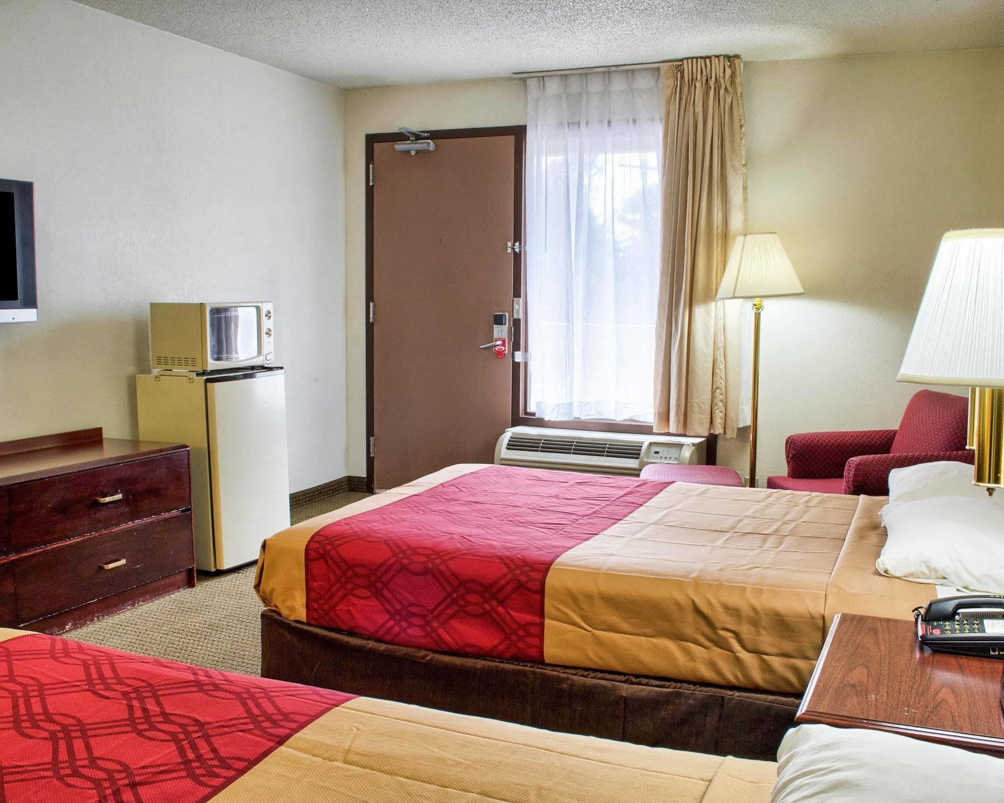 Econo Lodge Ричмонд Экстерьер фото
