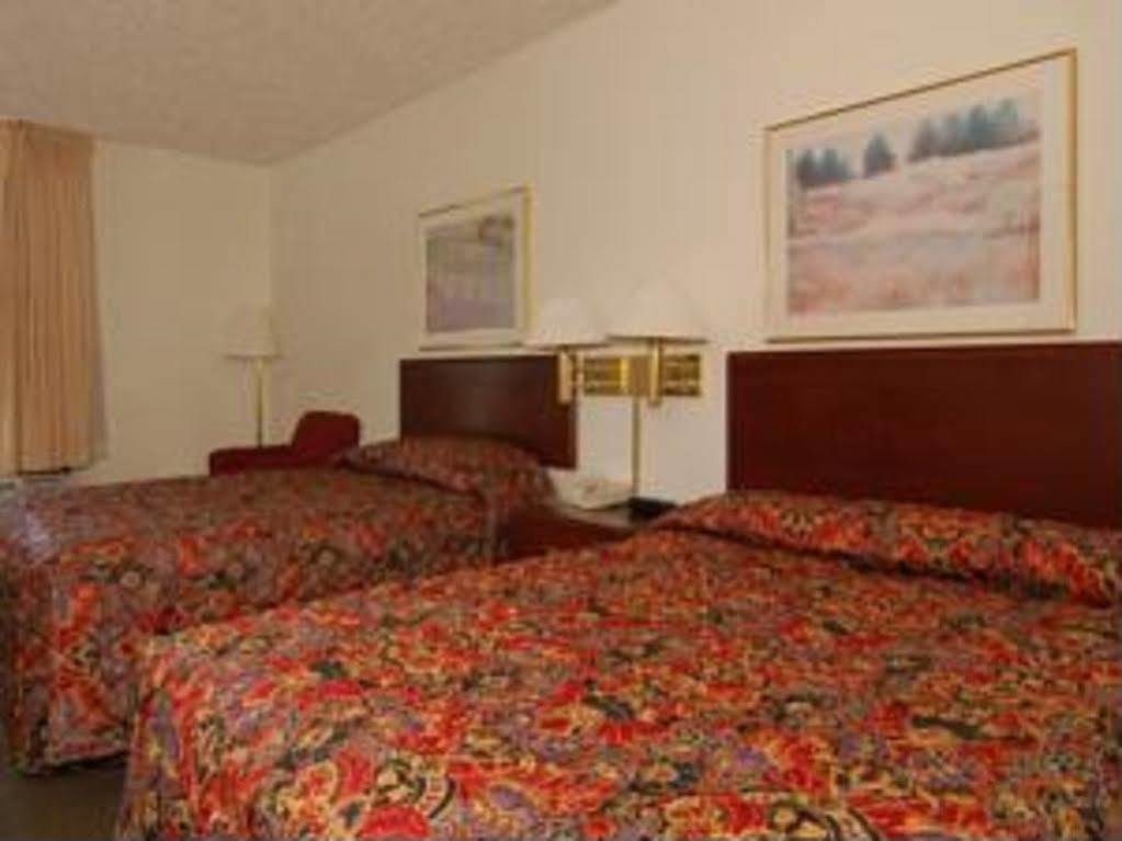 Econo Lodge Ричмонд Экстерьер фото